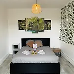 Nature & Beauty Hyper-centre Calme & Nature Apartment